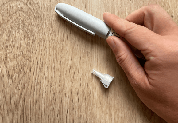 Gráfico mostrando a comparação da eficácia entre semaglutida e tirzepatida no tratamento da obesidade e controle glicêmico.